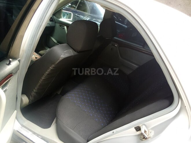 Mercedes C 220-8
