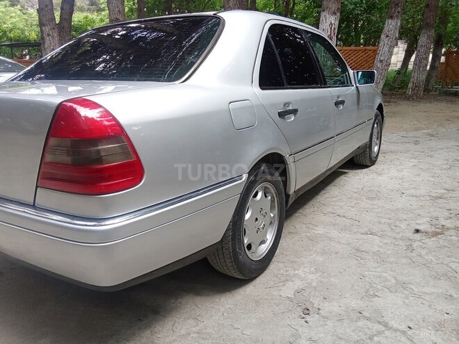 Mercedes C 220-18