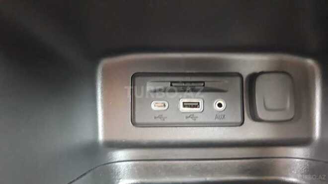 Chevrolet Equinox-9