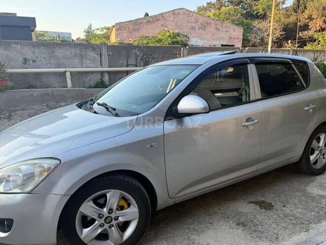 Kia Ceed-5