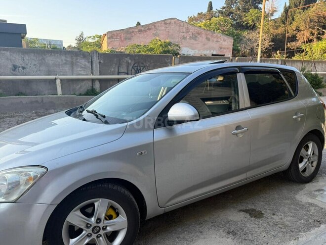 Kia Ceed-4