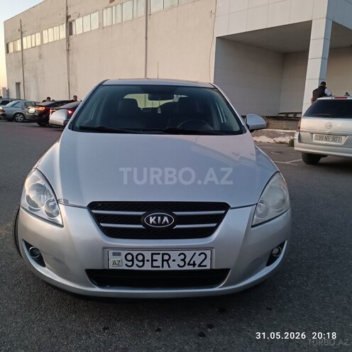 Kia Ceed-9