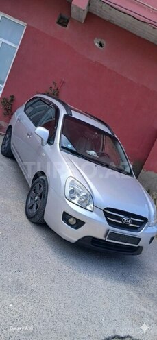 Kia Carens-5