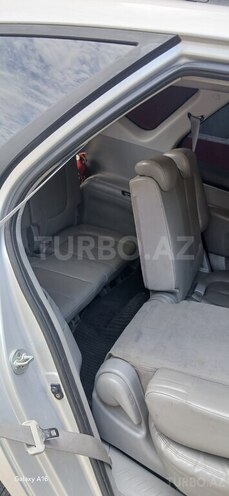 Kia Carens-13