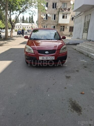 Kia Rio-1