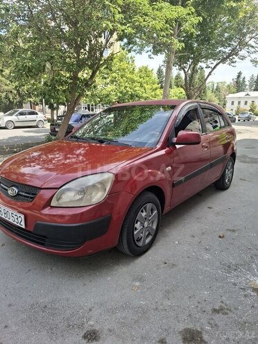 Kia Rio-4