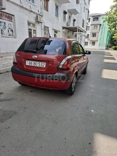 Kia Rio-6