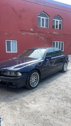 BMW 528-2