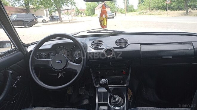 LADA (VAZ) 2106-9