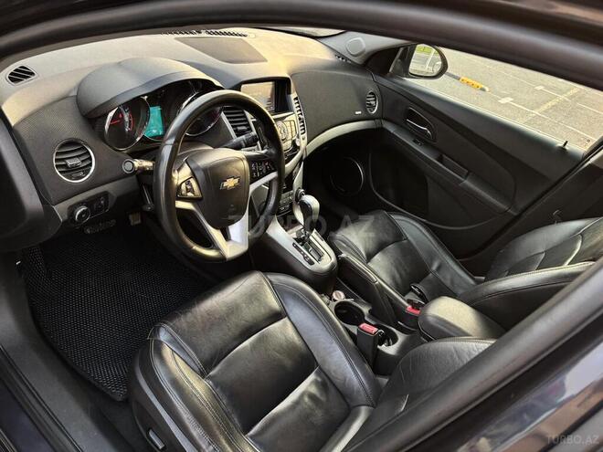 Chevrolet Cruze-9