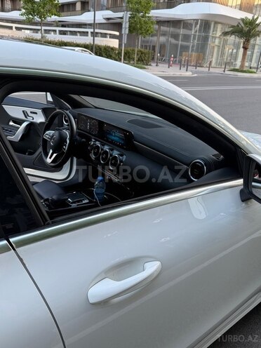 Mercedes CLA 250-5