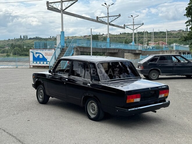 LADA (VAZ) 2107-8