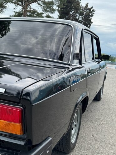 LADA (VAZ) 2107-5
