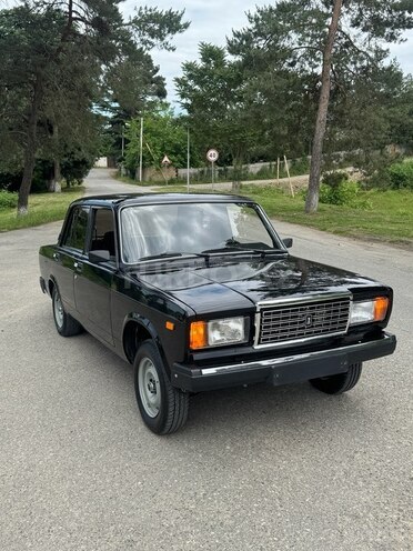 LADA (VAZ) 2107-10