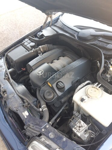 Mercedes C 280-10