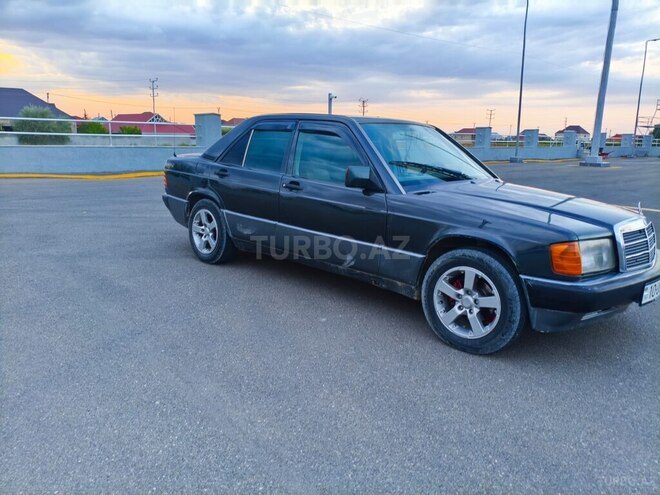 Mercedes 190-3