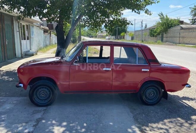 LADA (VAZ) 21011-5