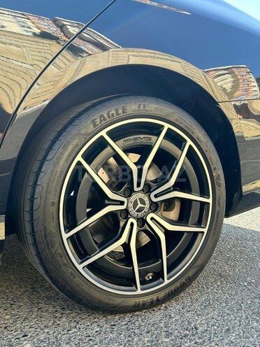 Mercedes E 300 de-10