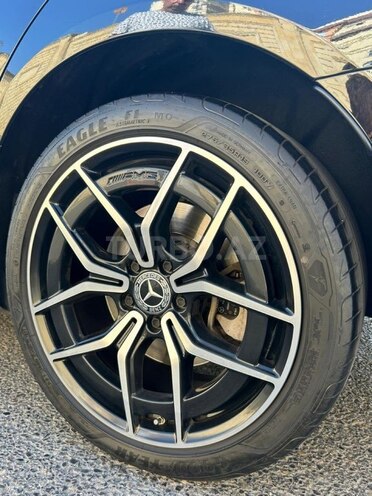 Mercedes E 300 de-11