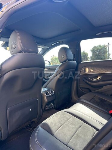 Mercedes E 300 de-7