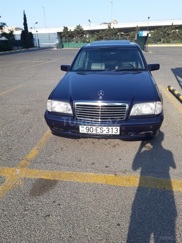 Mercedes C 280-11