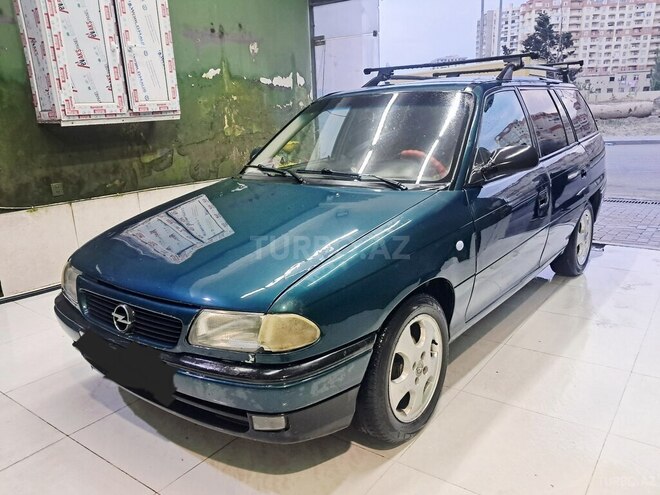 Opel Astra-2
