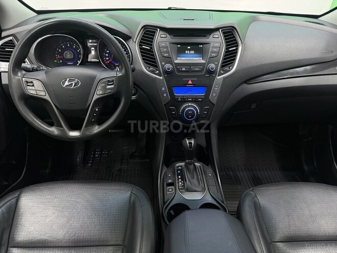 Hyundai Santa Fe-9