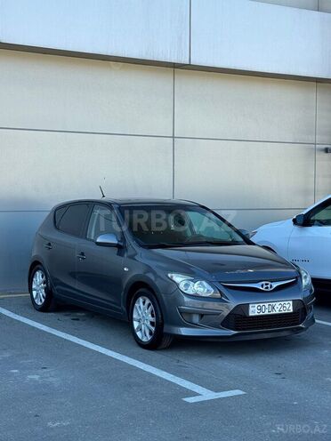 Hyundai i30-7