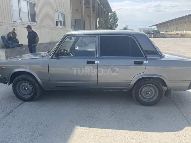 LADA (VAZ) 2107-4