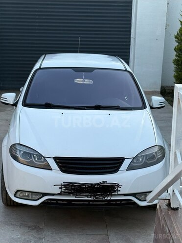 Daewoo Gentra-1