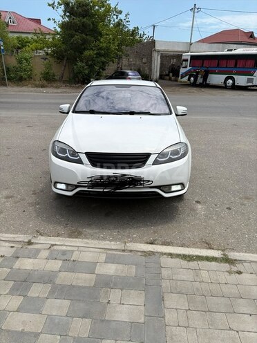 Daewoo Gentra-2
