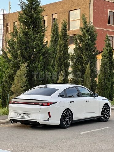 Changan Qiyuan A05-3