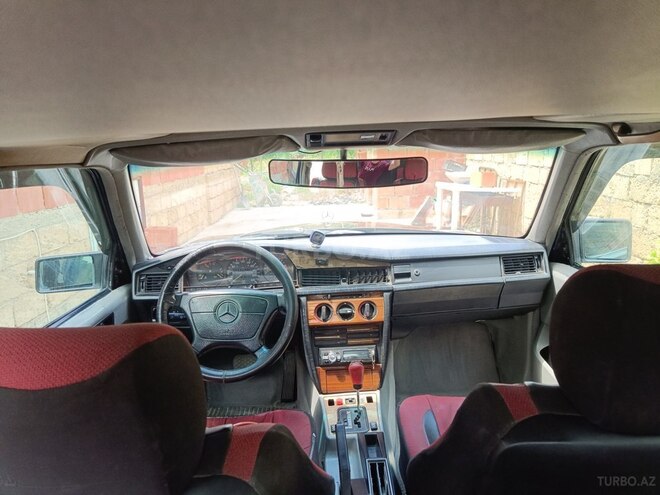 Mercedes 190-3