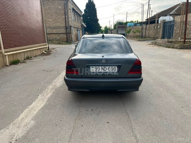 Mercedes C 180-2