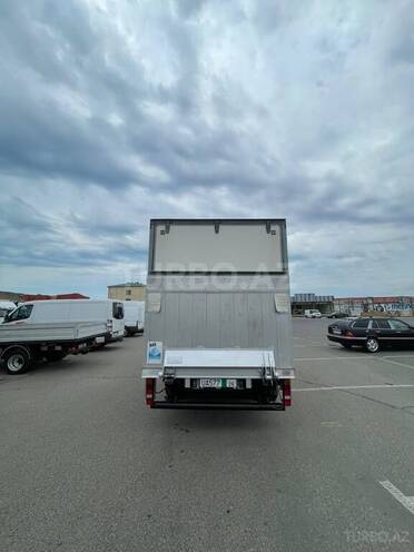 Ford Transit-17