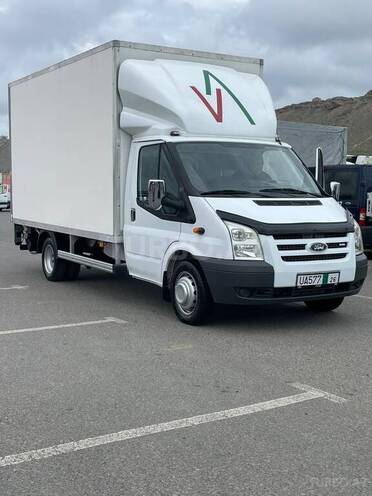 Ford Transit-2