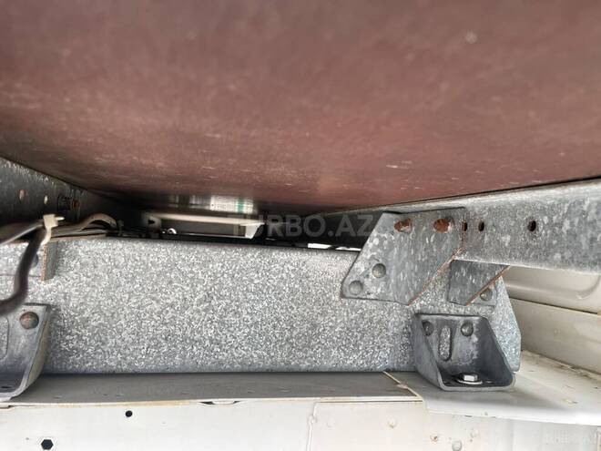 Ford Transit-7