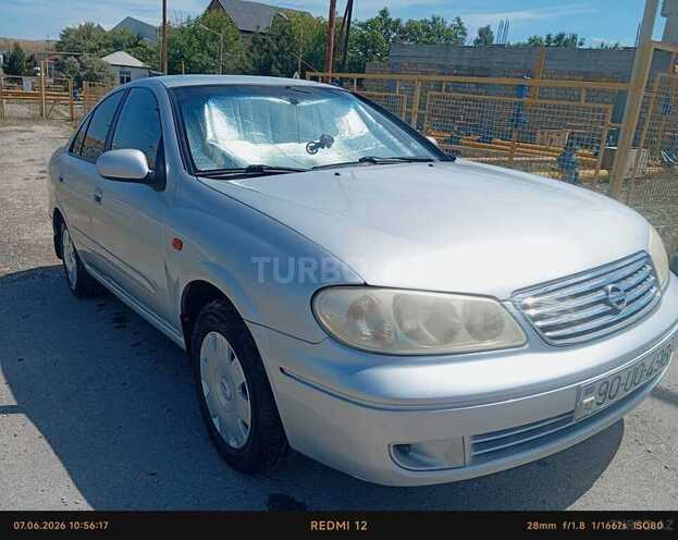 Nissan Sunny-5