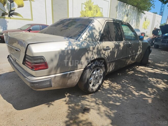 Mercedes 190-5