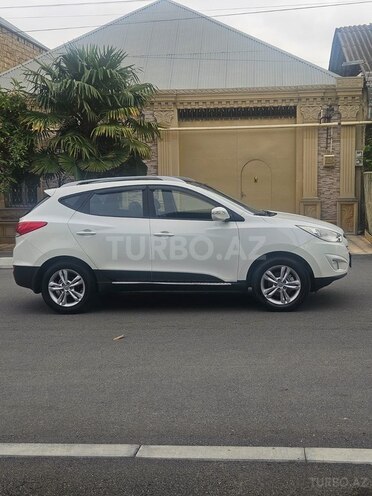 Hyundai ix35-4