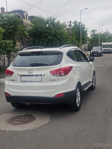 Hyundai ix35-6
