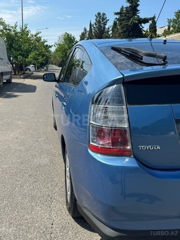 Toyota Prius-6