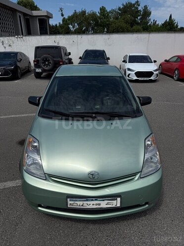 Toyota Prius-1