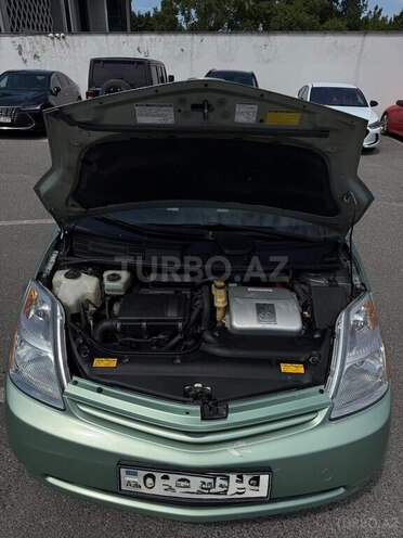 Toyota Prius-10