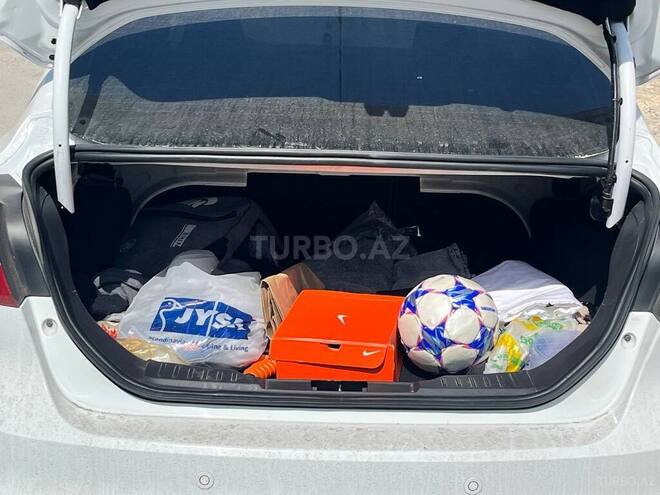 Ford Focus-12