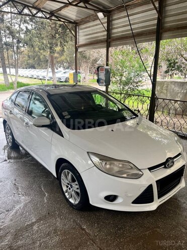 Ford Focus-2