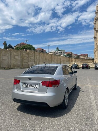 Kia Cerato-7