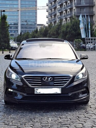 Hyundai Sonata-1