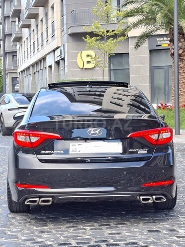 Hyundai Sonata-4