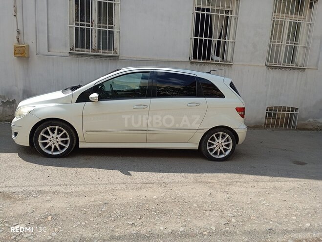 Mercedes B 170-2